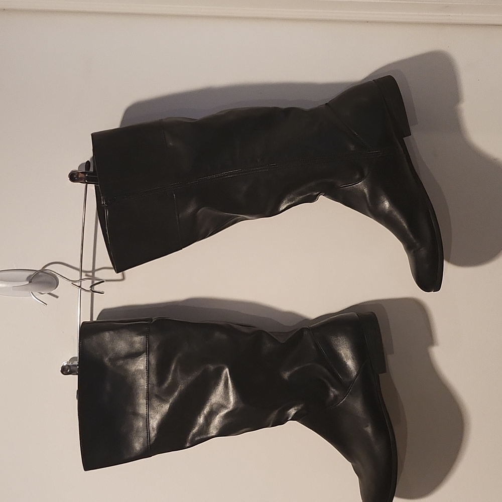 Black Riding boots